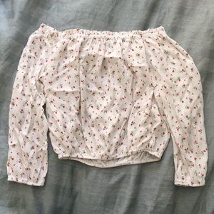 NEW Brandy Melville Off the Shoulder Shirt